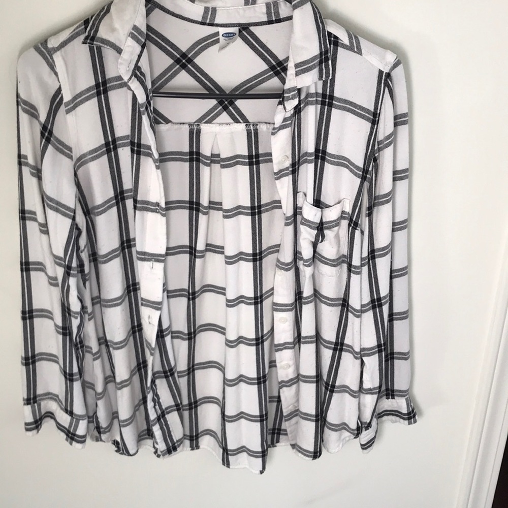 Black and white flannel shirt!